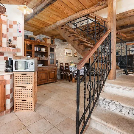 Feriehus Mediterranes Steinhaus Mit Privatpool, Sauna, Meerblick, Kamin, Sommerkueche *