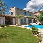 Mediterranes Steinhaus Mit Privatpool, Sauna, Meerblick, Kamin, Sommerkueche Vošteni