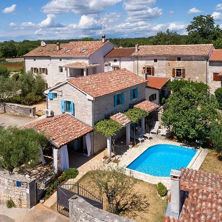Mediterranes Steinhaus Mit Privatpool, Sauna, Meerblick, Kamin, Sommerkueche * Vošteni