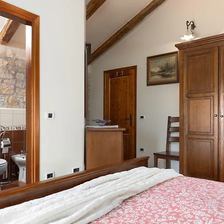 Mediterranes Steinhaus Mit Privatpool, Sauna, Meerblick, Kamin, Sommerkueche *