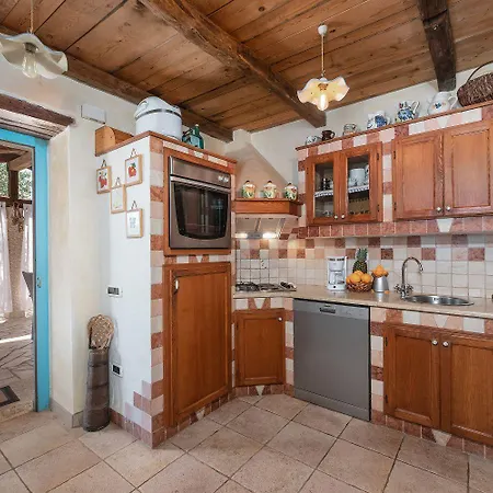 Nyaraló Mediterranes Steinhaus Mit Privatpool, Sauna, Meerblick, Kamin, Sommerkueche *