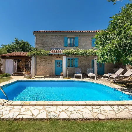 Mediterranes Steinhaus Mit Privatpool, Sauna, Meerblick, Kamin, Sommerkueche